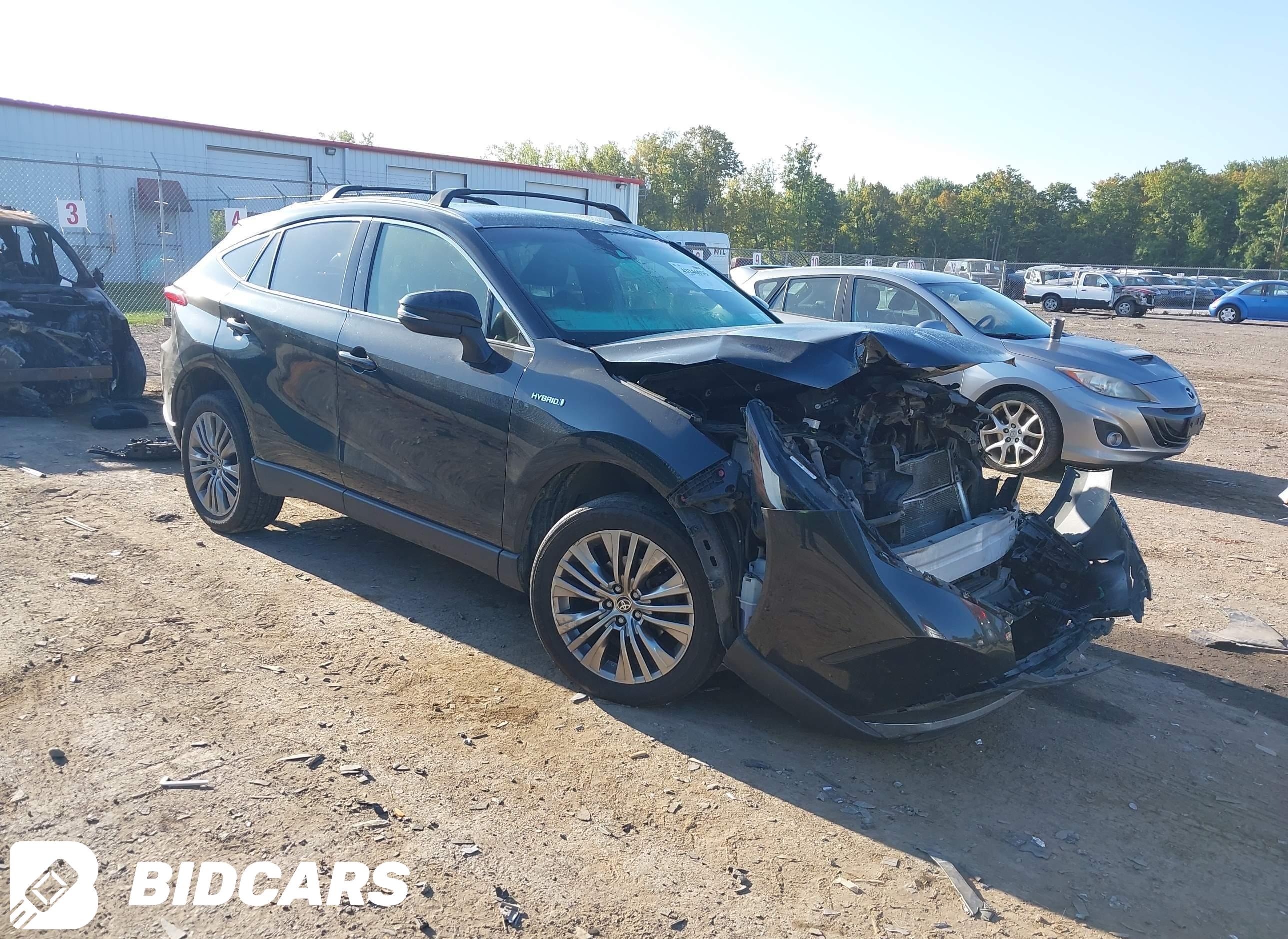 2021-Toyota-Venza-